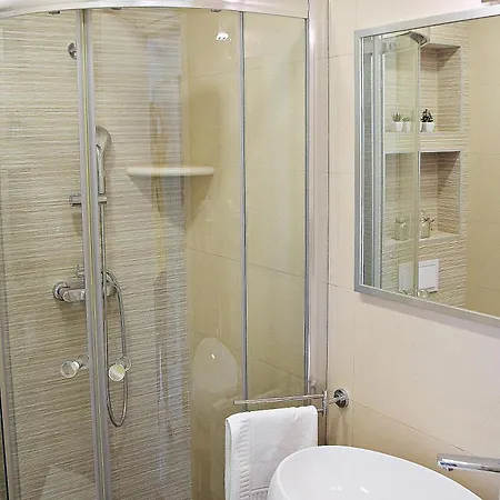 Ana Seafront Molunat